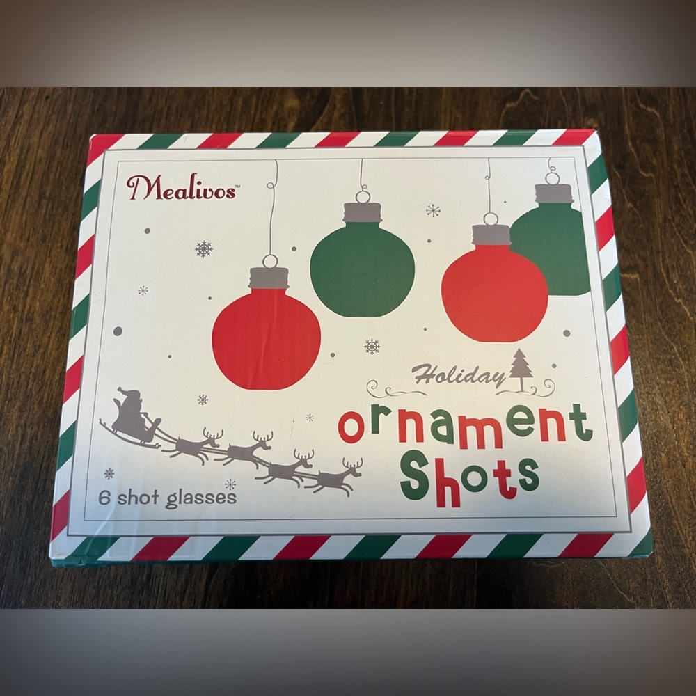 3/$25- NWT! Plastic Christmas bulb shot containers